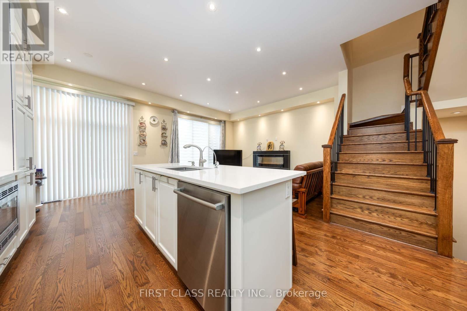 4 Allerton Road, Vaughan, Ontario L4J 0K1 - Photo 23 - N12997480