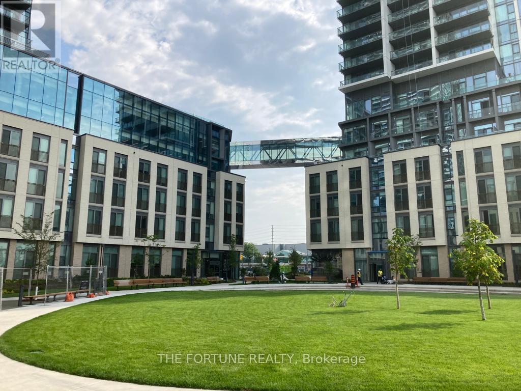 4707 - 7890 JANE STREET, Vaughan, Ontario