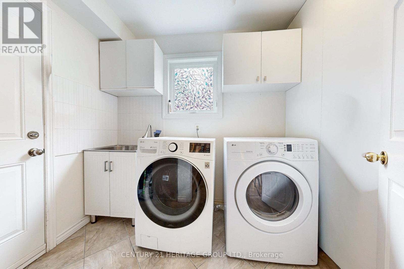 98 Charing Crescent, Aurora, Ontario  L4G 6P5 - Photo 26 - N12997552