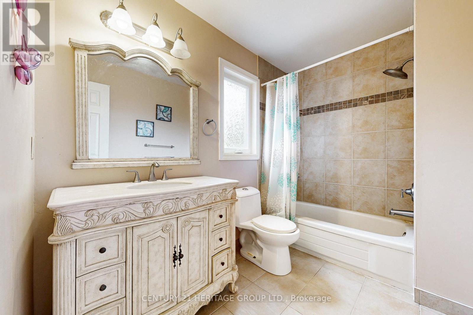 98 Charing Crescent, Aurora, Ontario  L4G 6P5 - Photo 31 - N12997552