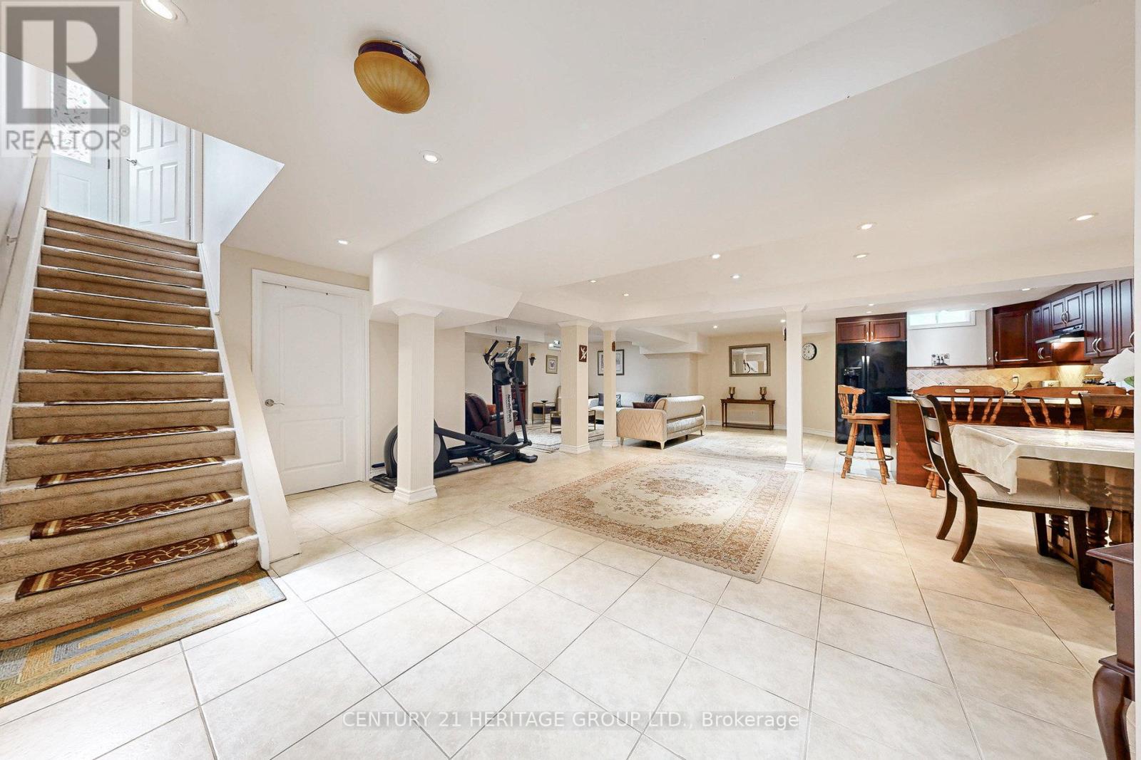 98 Charing Crescent, Aurora, Ontario  L4G 6P5 - Photo 40 - N12997552