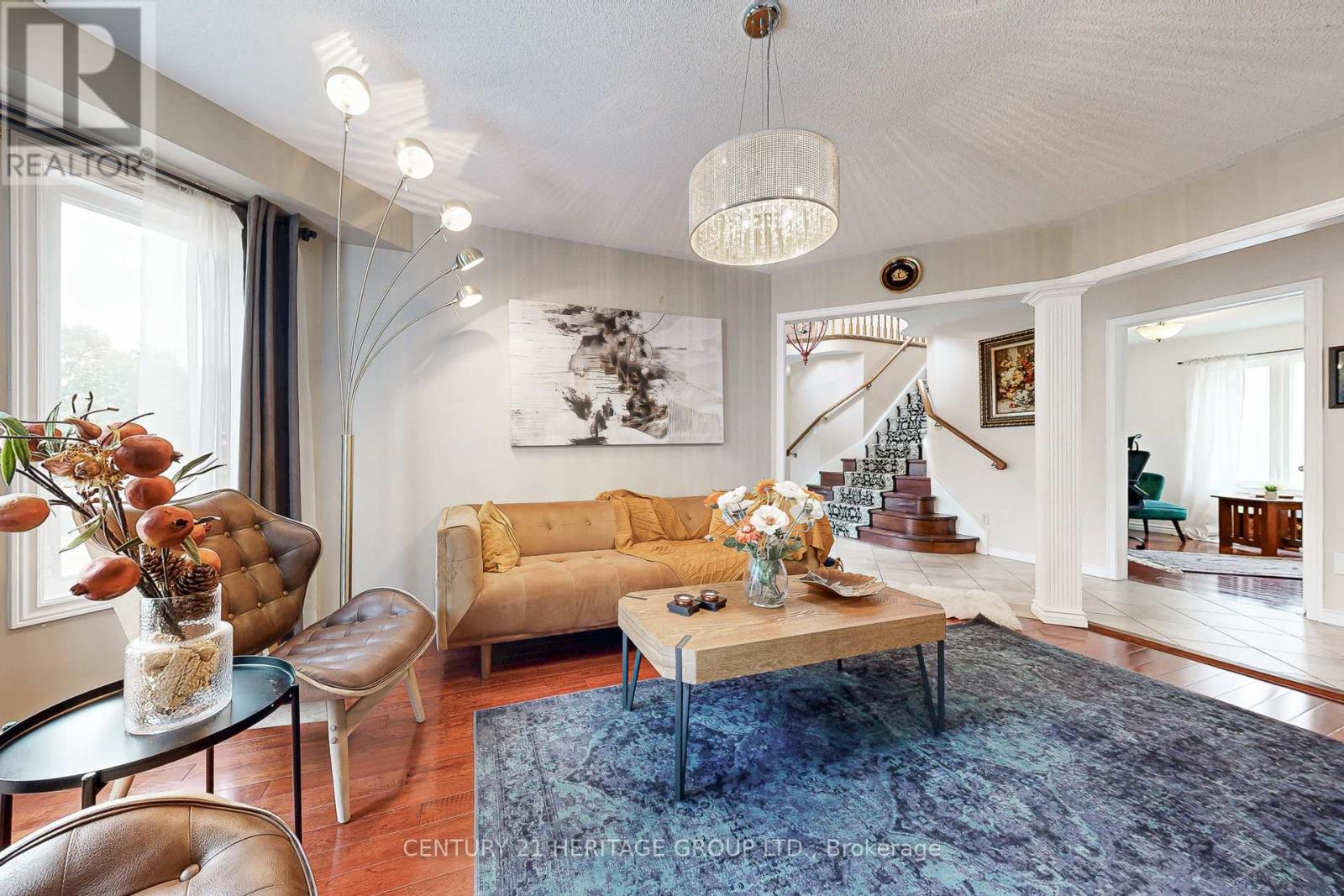 98 Charing Crescent, Aurora, Ontario  L4G 6P5 - Photo 8 - N12997552