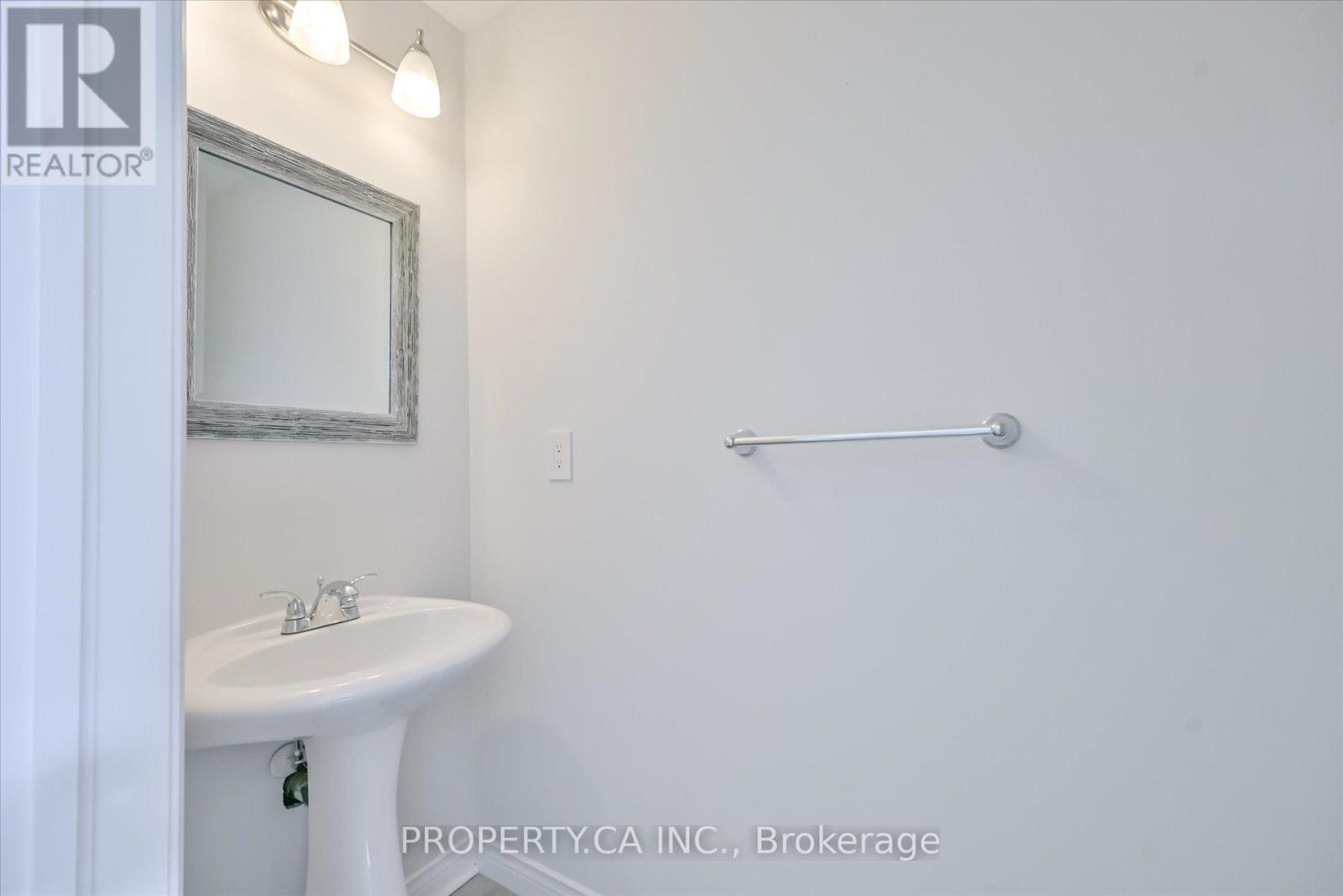 46 - 1051 On Bogart Circle, Newmarket, Ontario  L3Y 8T4 - Photo 14 - N12997566