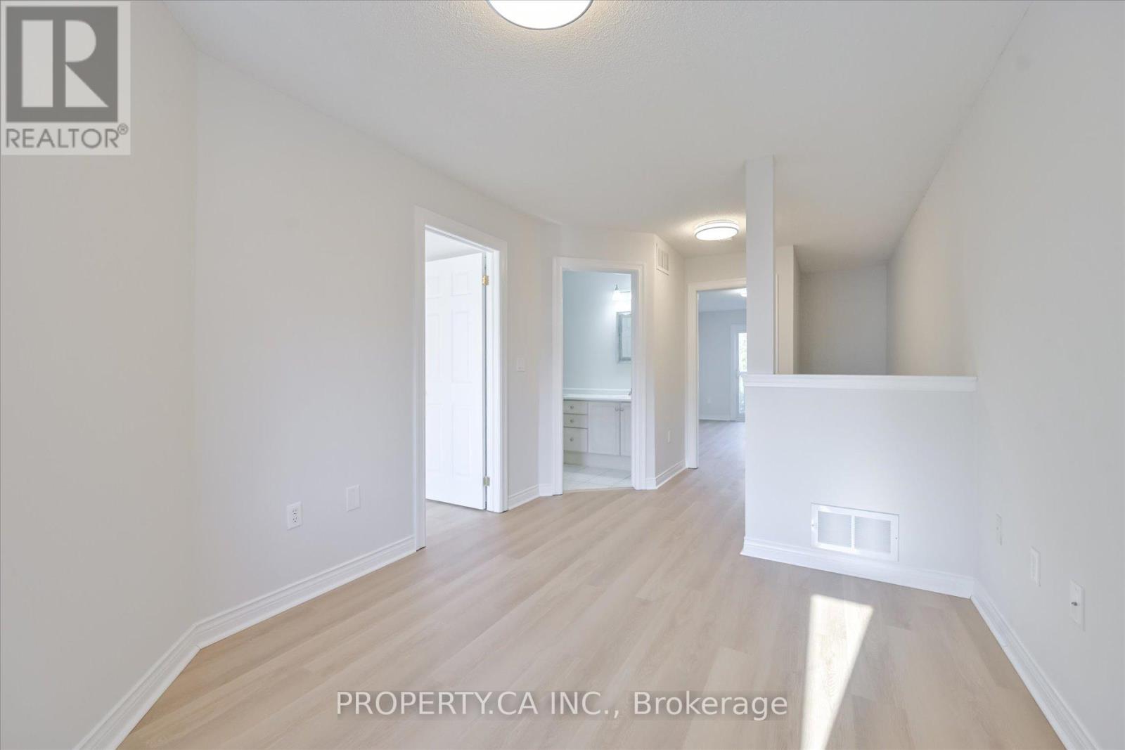 46 - 1051 On Bogart Circle, Newmarket, Ontario  L3Y 8T4 - Photo 19 - N12997566