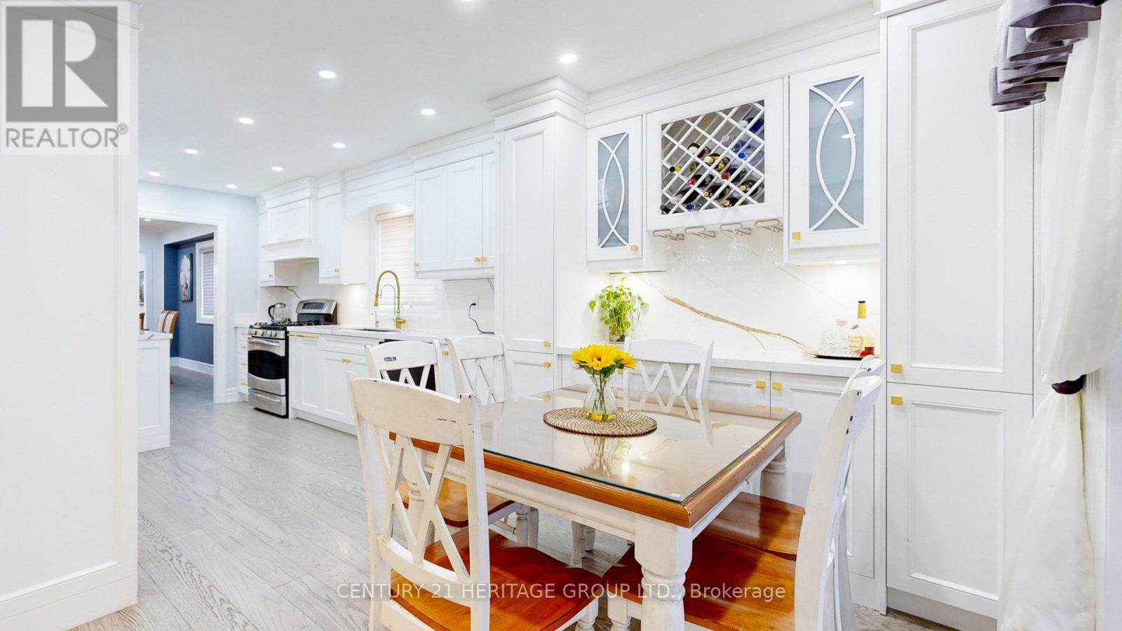 160 Carlyle Crescent, Aurora, Ontario  L4G 6P8 - Photo 15 - N12997604