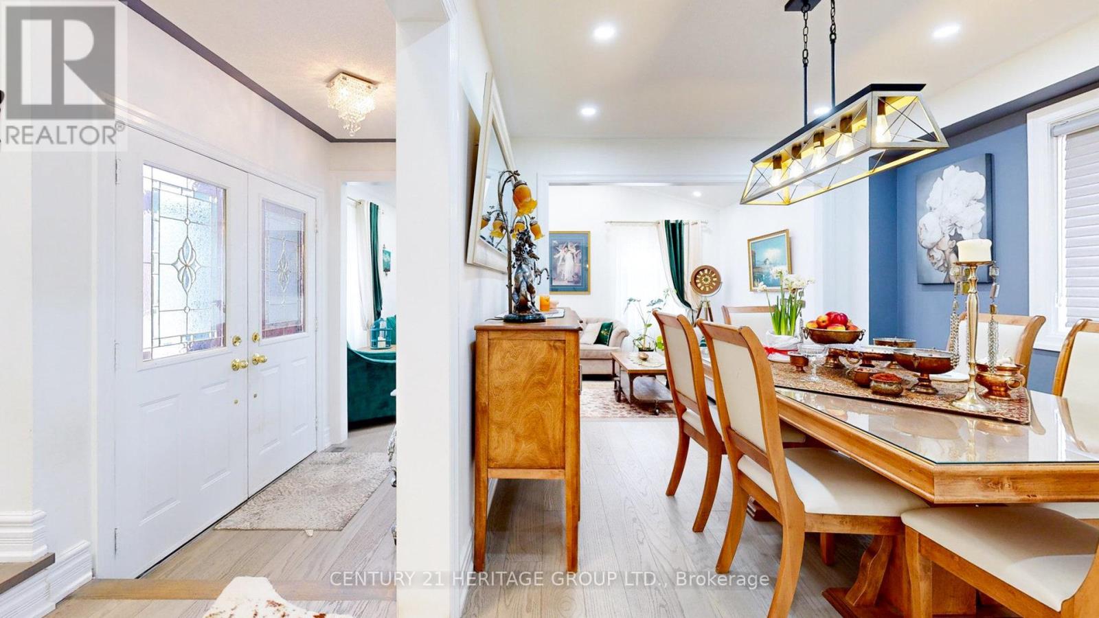 160 Carlyle Crescent, Aurora, Ontario  L4G 6P8 - Photo 8 - N12997604