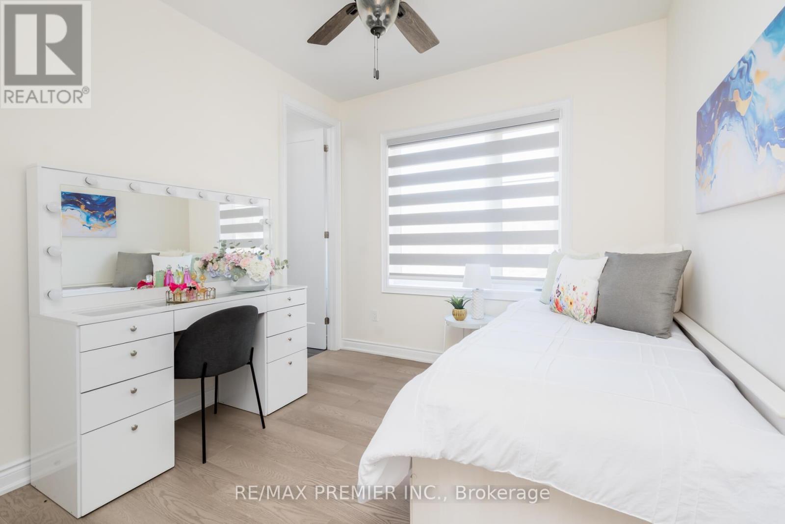 18 Inverness Way, Bradford West Gwillimbury, Ontario  L3Z 0W4 - Photo 37 - N12997626