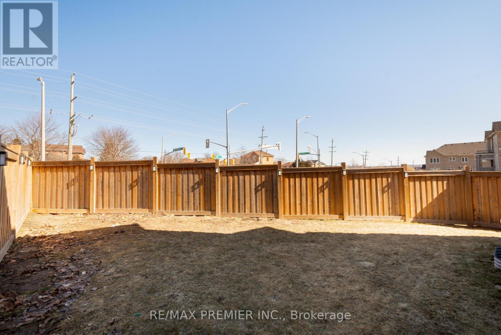 18 Inverness Way, Bradford West Gwillimbury, Ontario  L3Z 0W4 - Photo 45 - N12997626