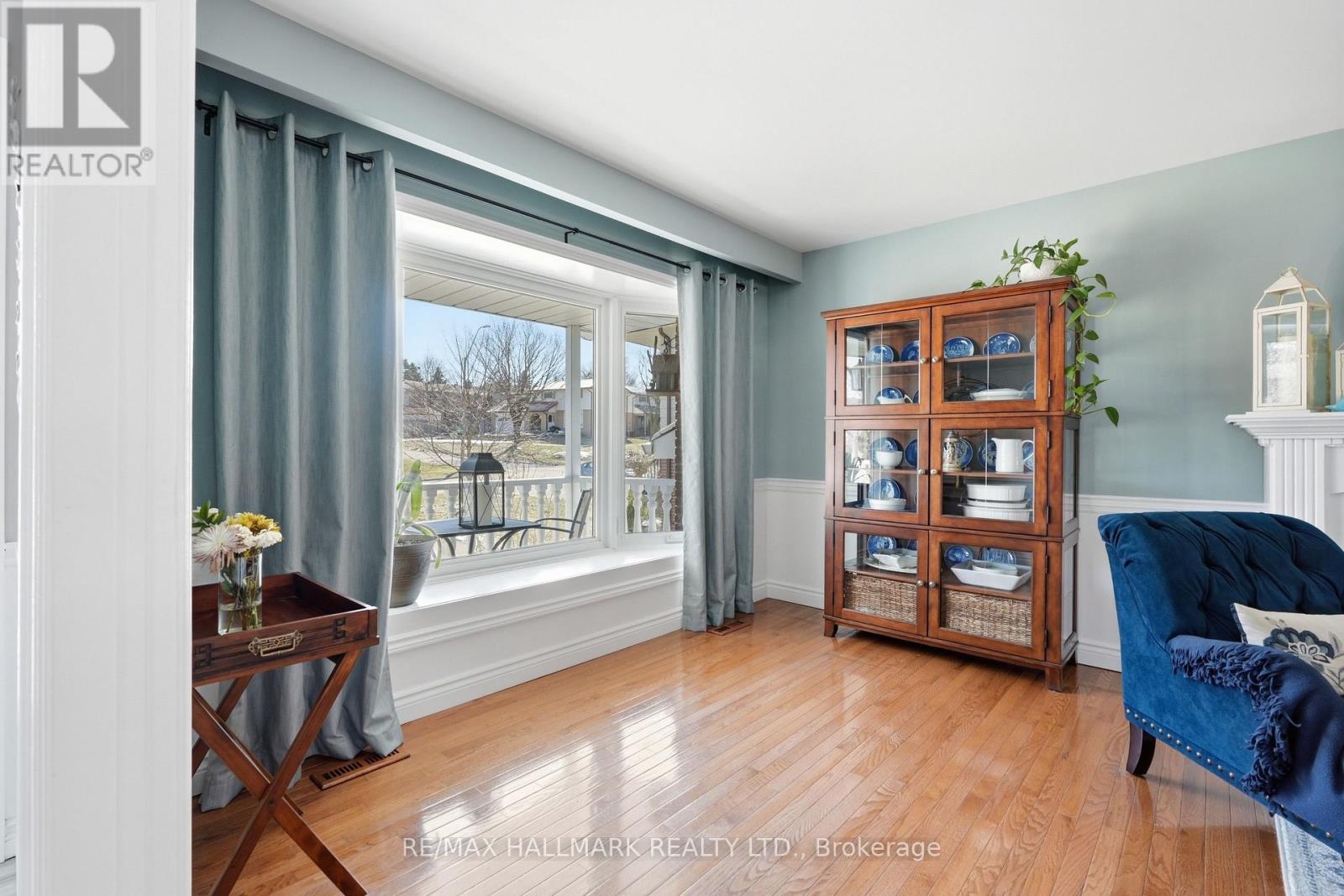 28 Jane Crescent, Barrie (Allandale Heights), Ontario  L4N 3T8 - Photo 8 - S12997520