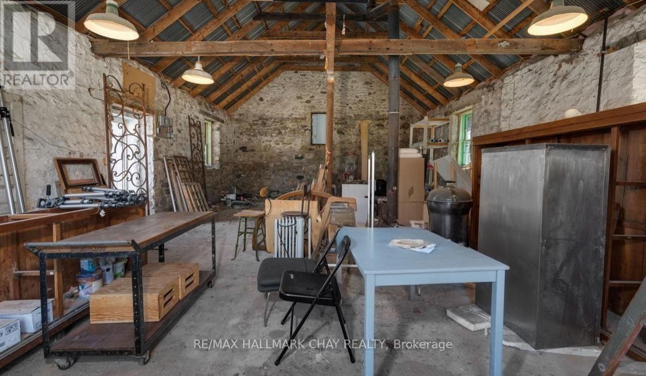 8997 County Road 9, Clearview, Ontario  L0M 1G0 - Photo 27 - S12997562