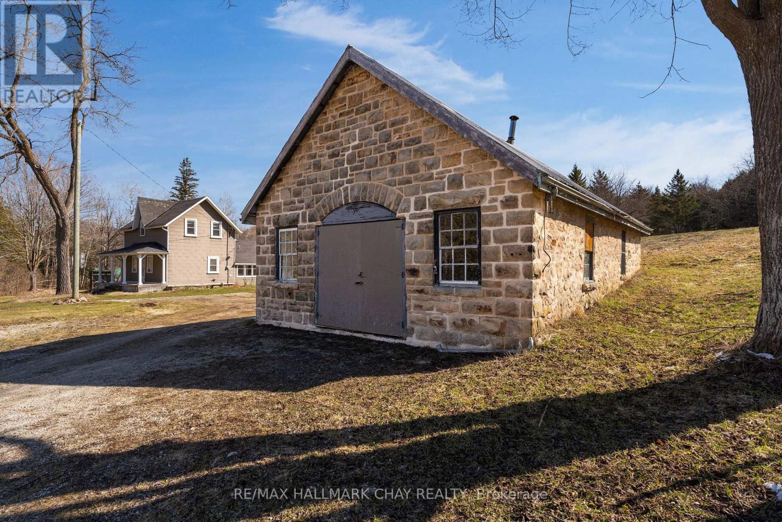 8997 County Road 9, Clearview, Ontario  L0M 1G0 - Photo 4 - S12997562