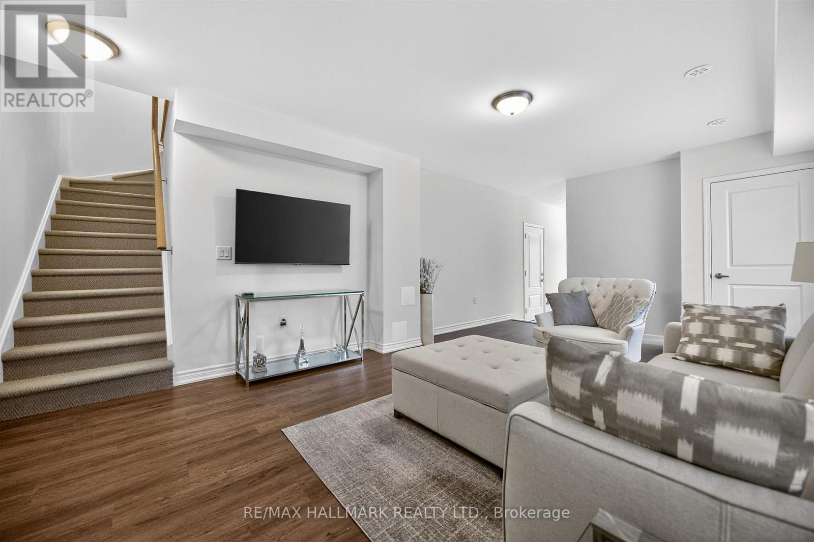 2 Wyn Wood Lane, Orillia, Ontario  L3V 8P6 - Photo 10 - S12997648