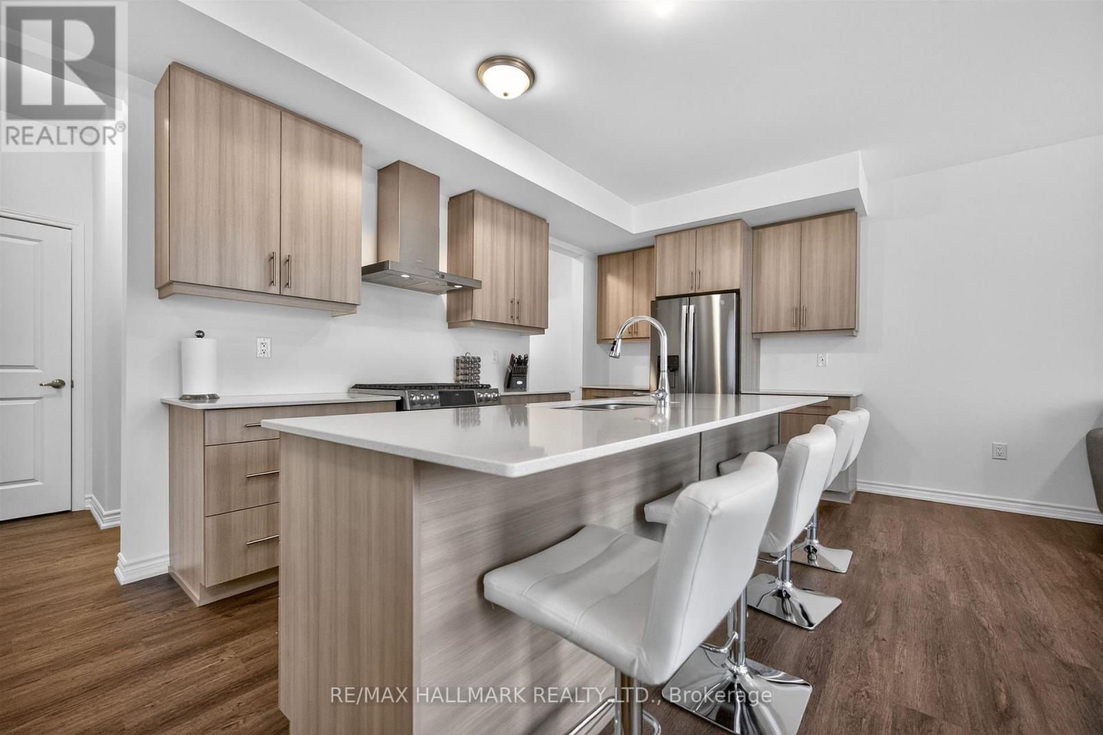 2 Wyn Wood Lane, Orillia, Ontario  L3V 8P6 - Photo 19 - S12997648