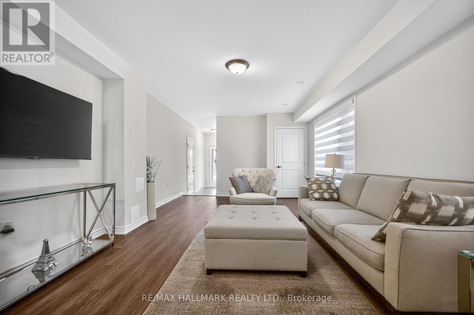 2 Wyn Wood Lane, Orillia, Ontario  L3V 8P6 - Photo 9 - S12997648