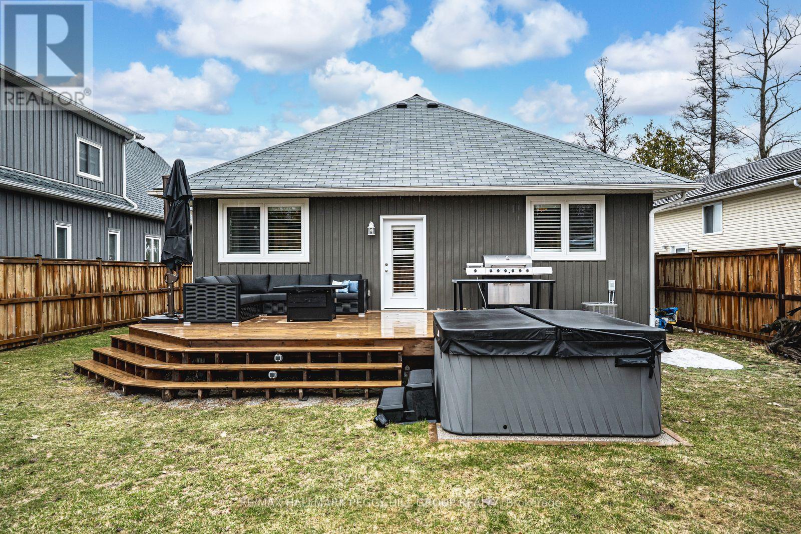 9 Northgate Road, Wasaga Beach, Ontario  L9Z 2N7 - Photo 11 - S12997706