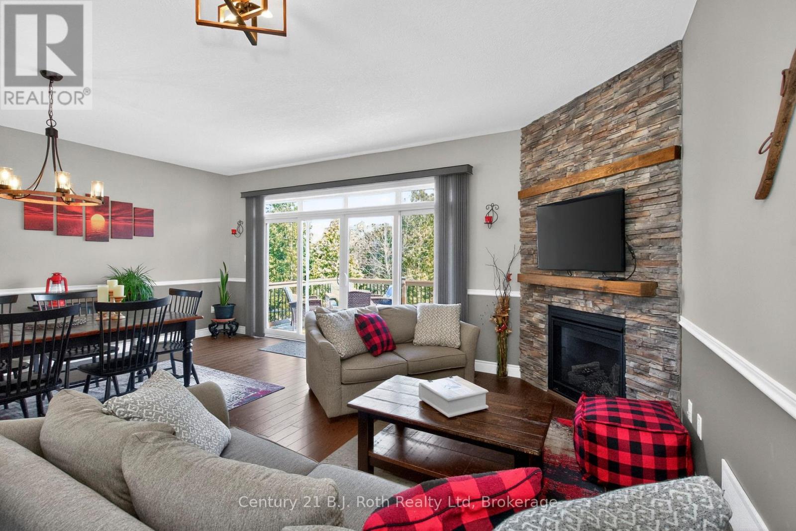 9 Charlie Rawson Boulevard, Tay (Victoria Harbour), Ontario  L0K 2A0 - Photo 16 - S12996870