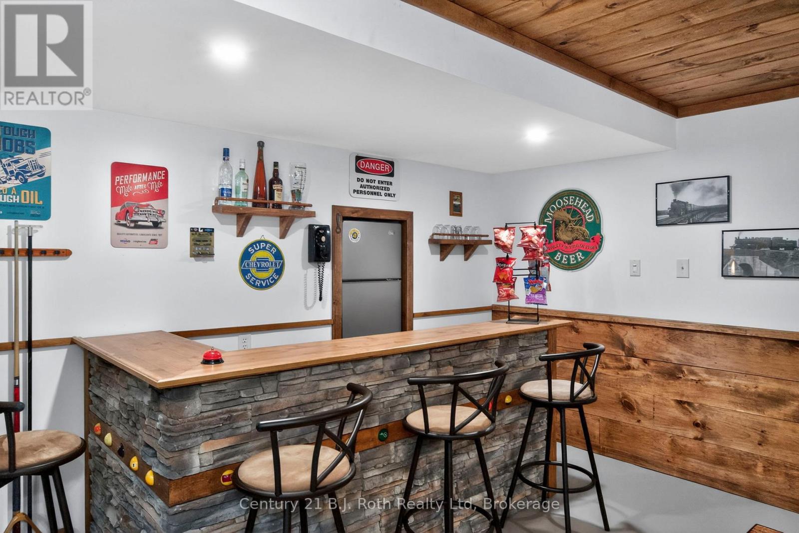 9 Charlie Rawson Boulevard, Tay (Victoria Harbour), Ontario  L0K 2A0 - Photo 32 - S12996870