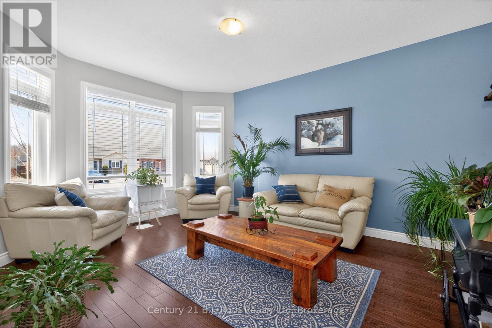 9 Charlie Rawson Boulevard, Tay (Victoria Harbour), Ontario  L0K 2A0 - Photo 7 - S12996870