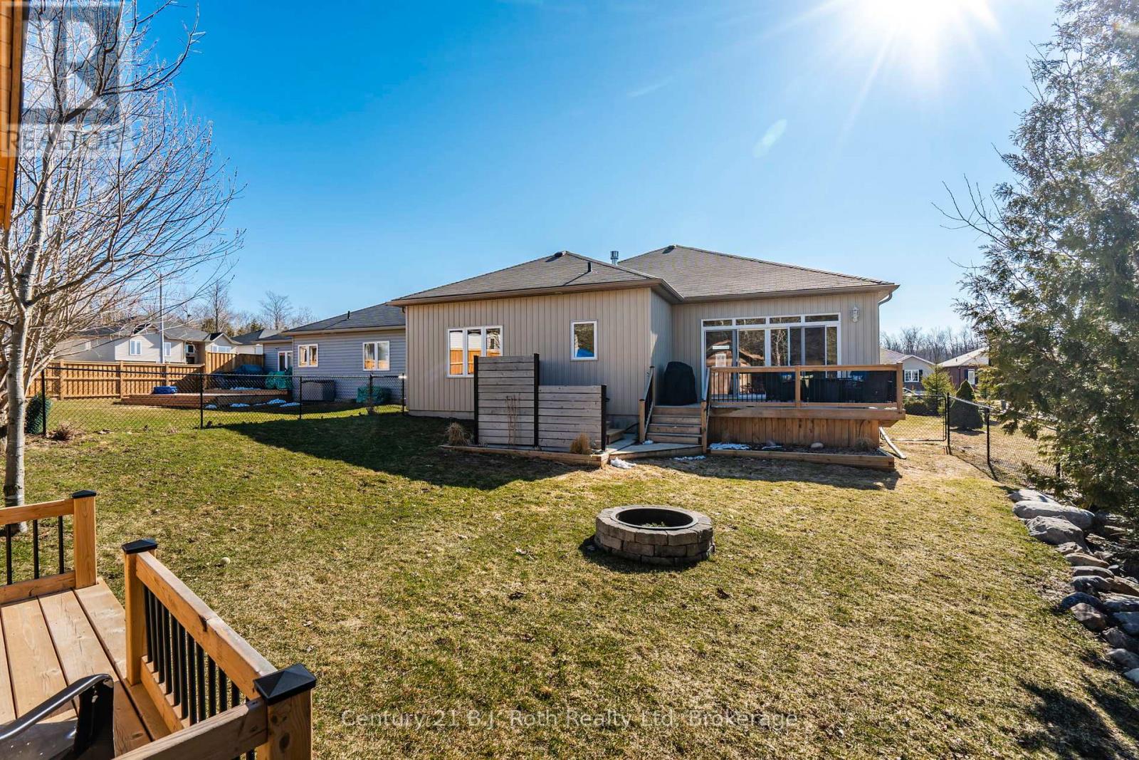 9 Charlie Rawson Boulevard, Tay (Victoria Harbour), Ontario  L0K 2A0 - Photo 43 - S12996870