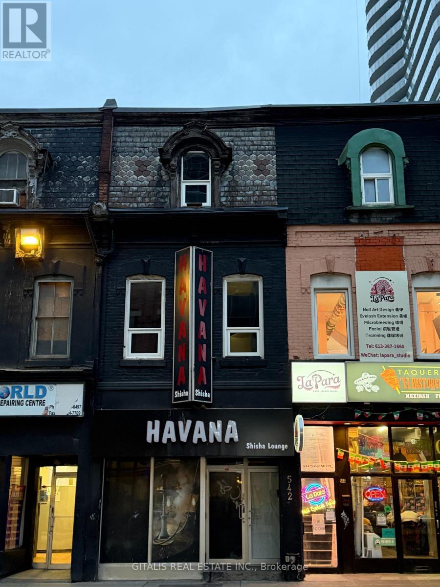 200 AND 300 - 542 YONGE STREET, Toronto, Ontario
