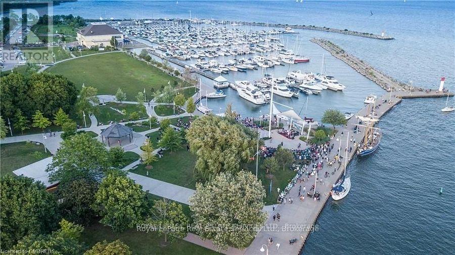 3 - 2329 Belyea Street, Oakville, Ontario  L6L 1N4 - Photo 17 - W12996912