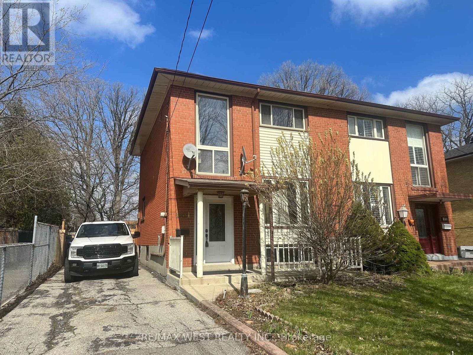 1421 FREEPORT DRIVE, Mississauga, Ontario