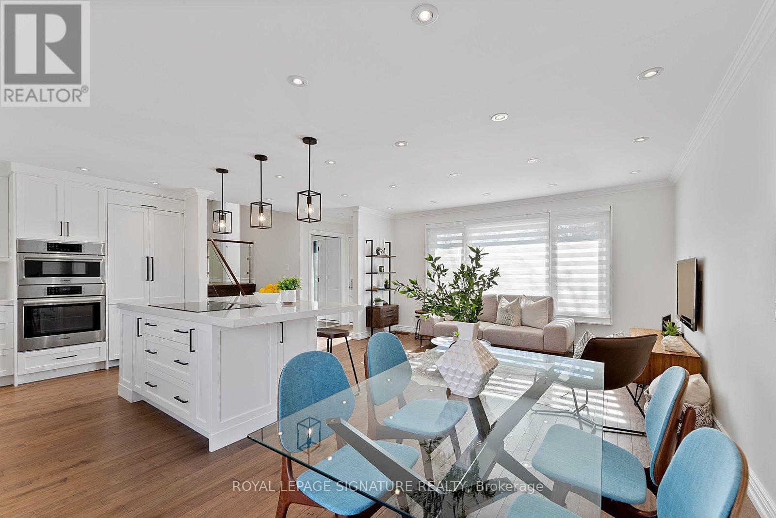 424 Lara Woods, Mississauga, Ontario  L5A 3B1 - Photo 10 - W12997496