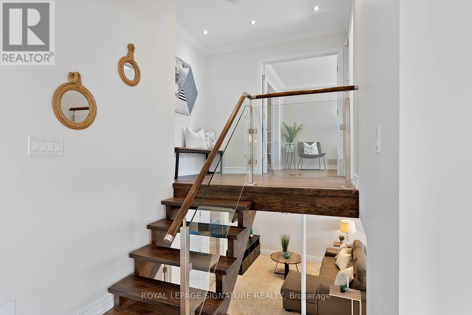 424 Lara Woods, Mississauga, Ontario  L5A 3B1 - Photo 13 - W12997496