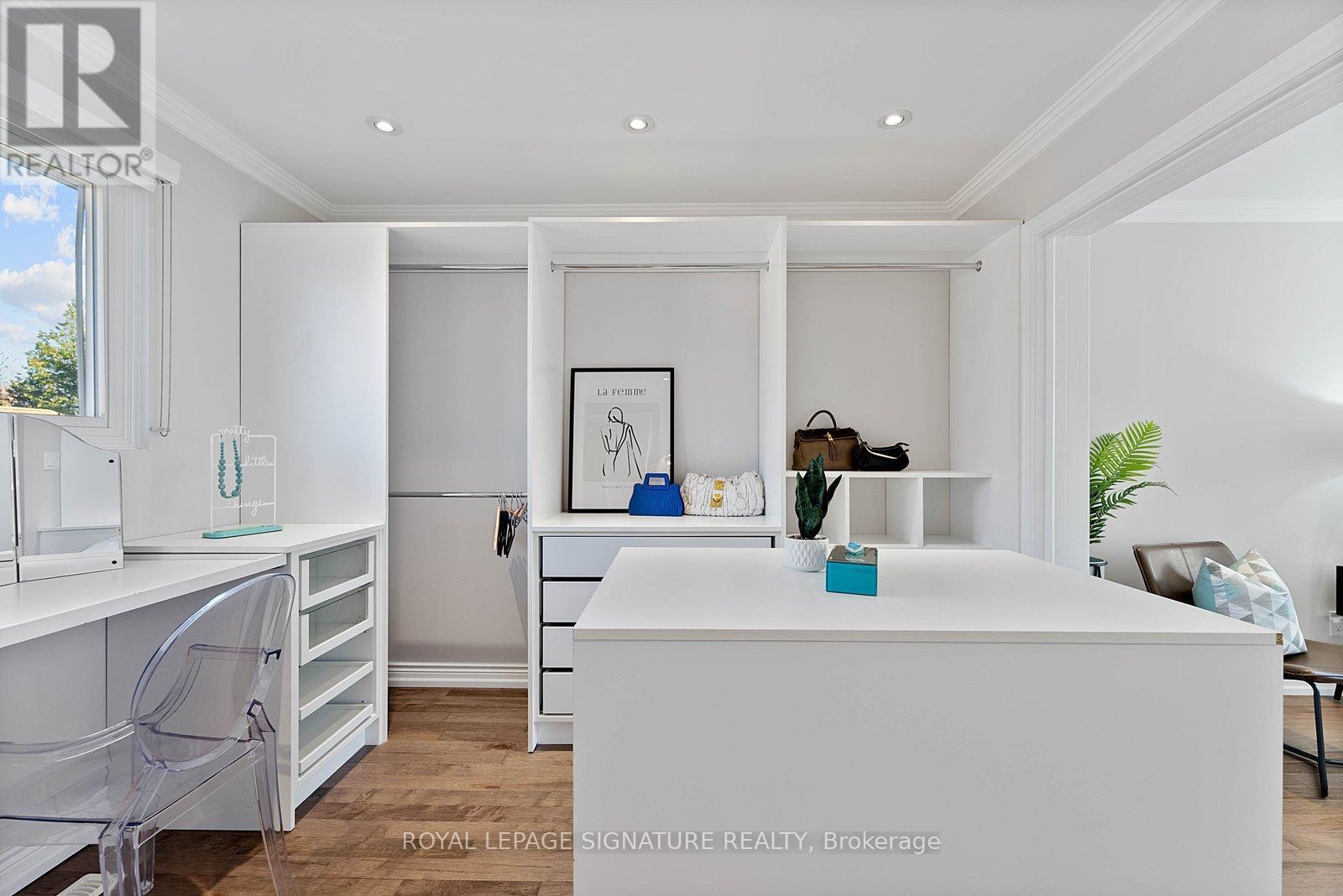 424 Lara Woods, Mississauga, Ontario  L5A 3B1 - Photo 22 - W12997496