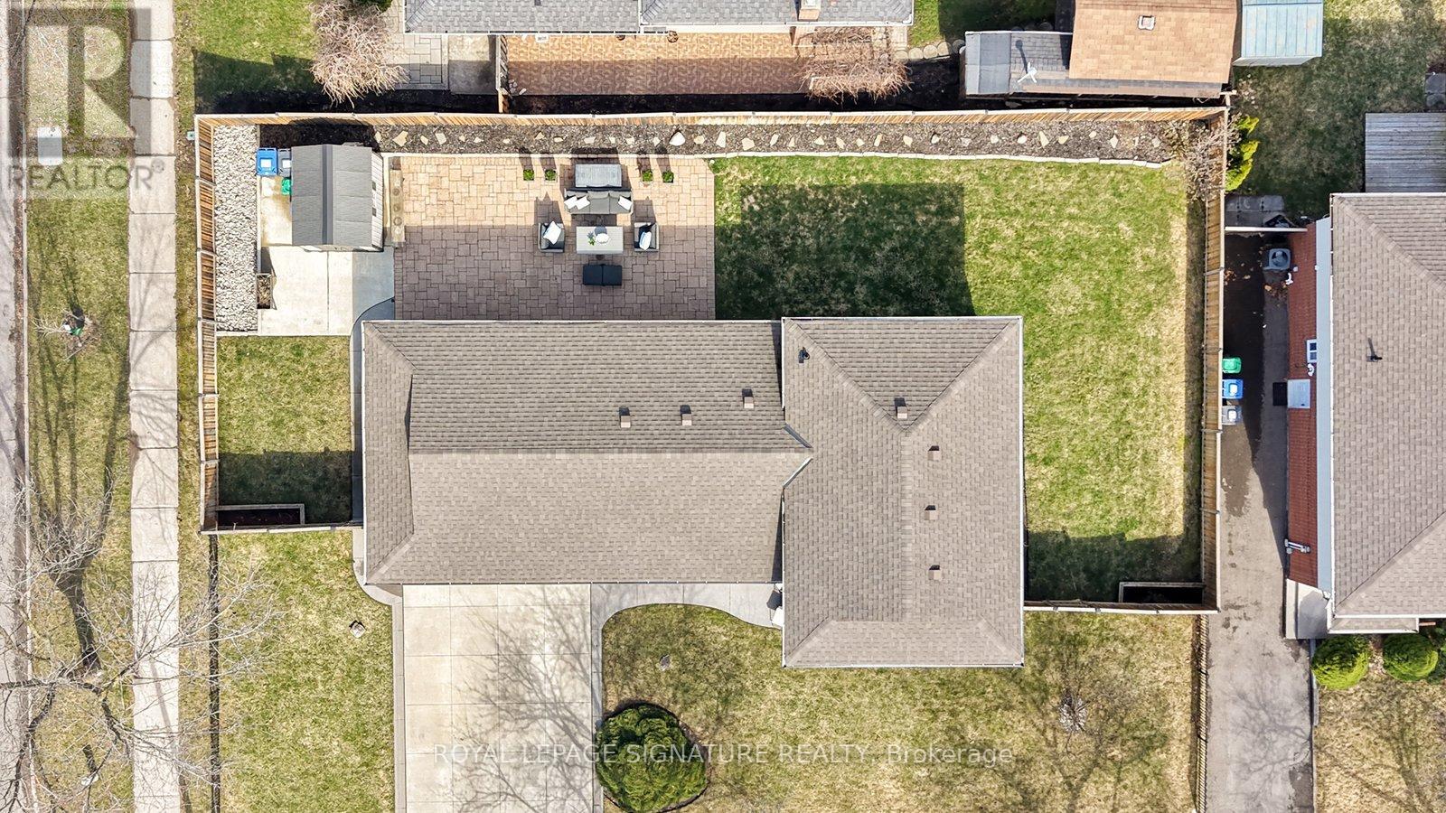 424 Lara Woods, Mississauga, Ontario  L5A 3B1 - Photo 48 - W12997496