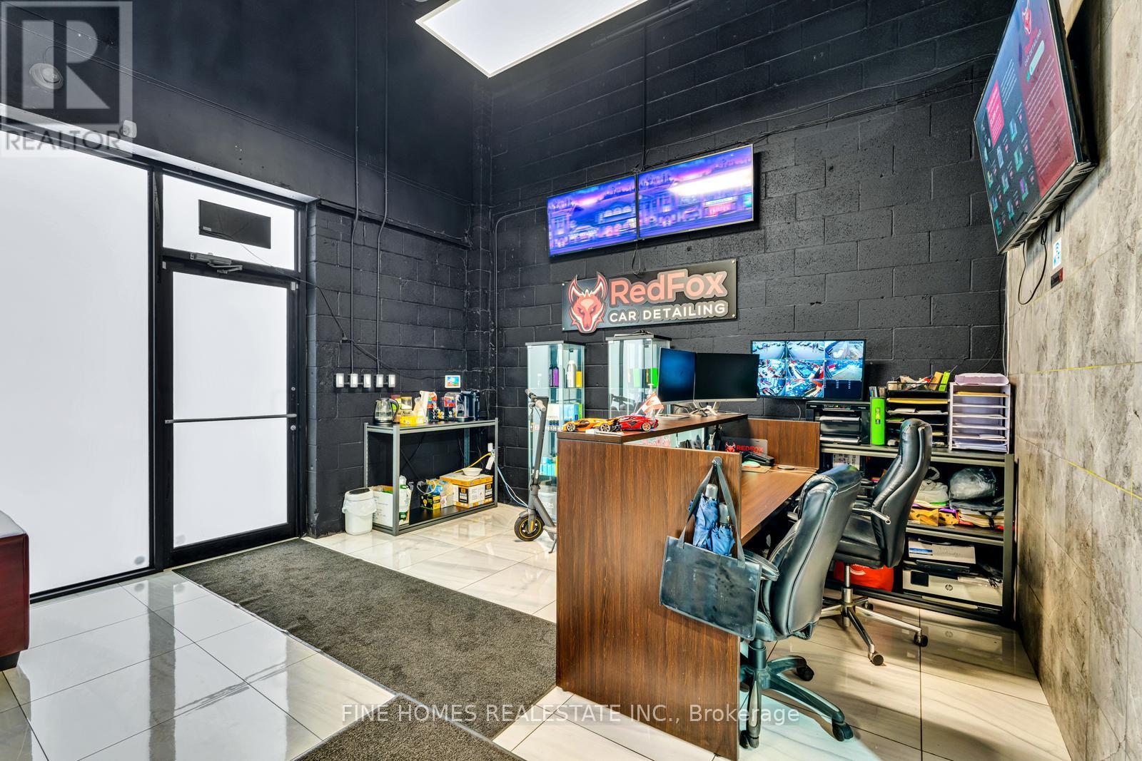 8 - 73 Alness Street, Toronto, Ontario  M3J 2H2 - Photo 10 - W12997524