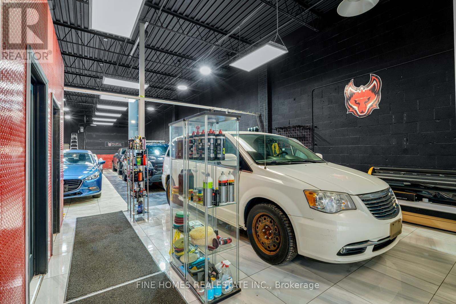 8 - 73 Alness Street, Toronto, Ontario  M3J 2H2 - Photo 11 - W12997524