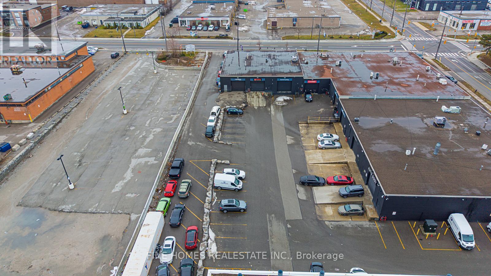 8 - 73 Alness Street, Toronto, Ontario  M3J 2H2 - Photo 25 - W12997524