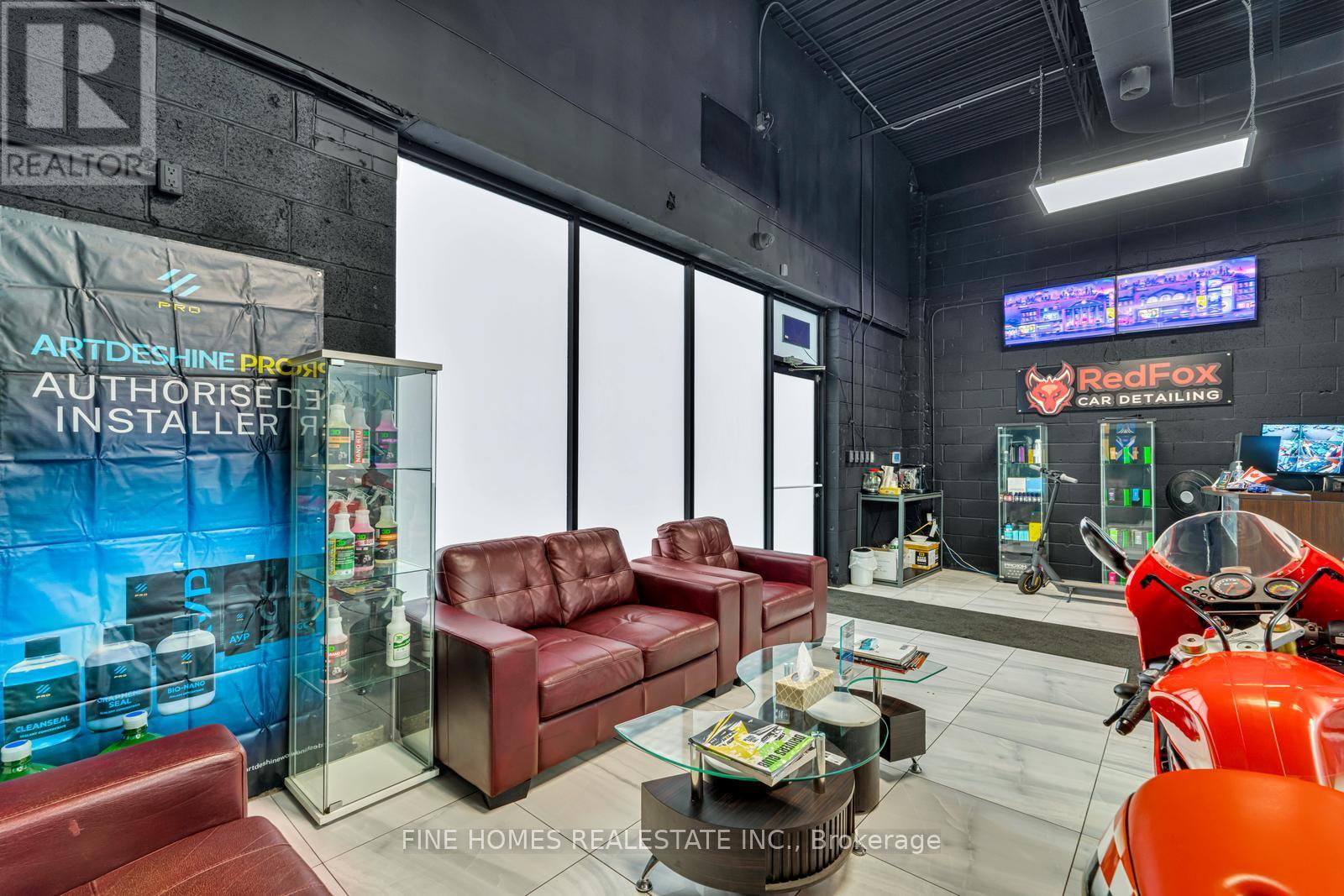 8 - 73 Alness Street, Toronto, Ontario  M3J 2H2 - Photo 6 - W12997524