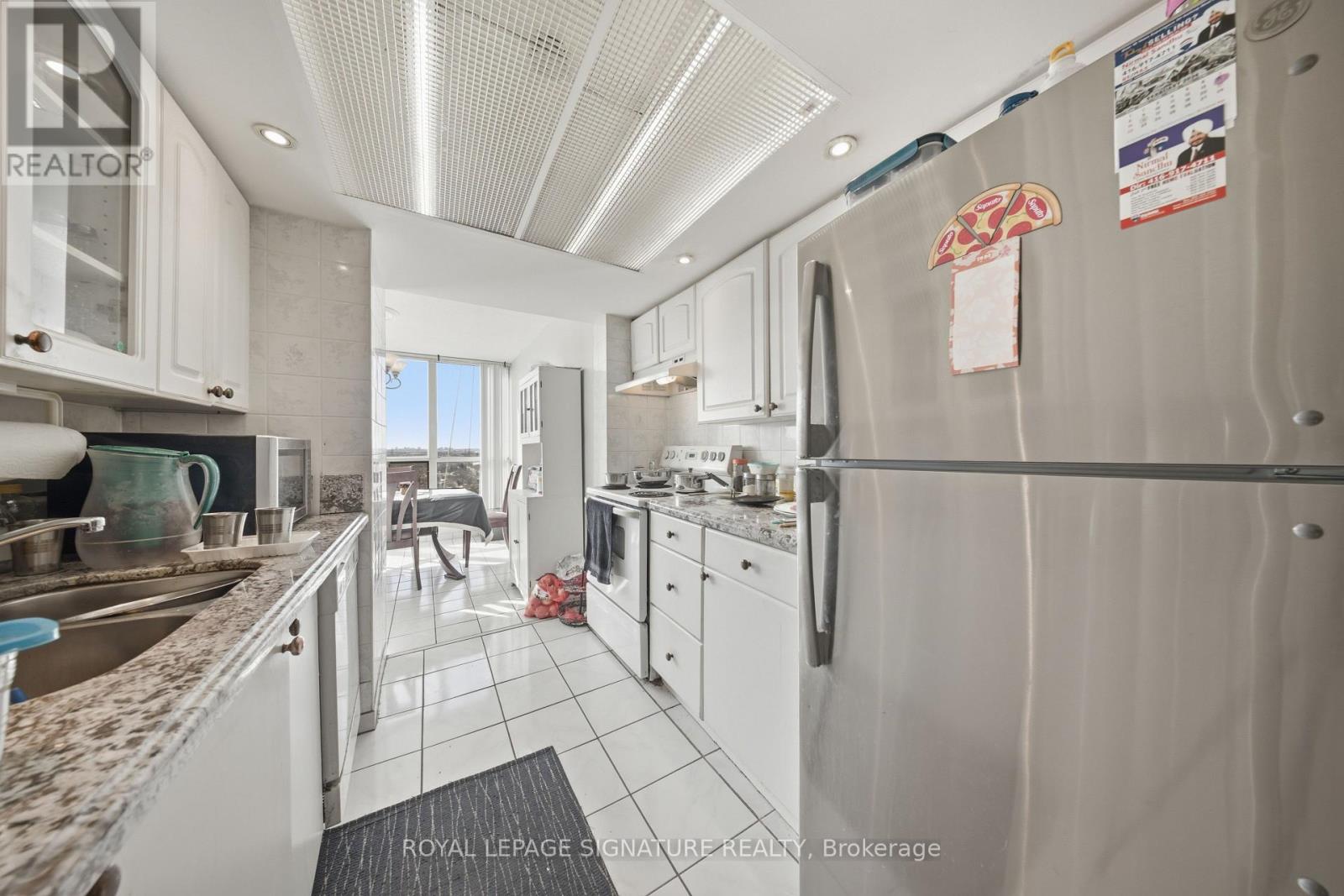 1906 - 3 Rowntree Road, Toronto, Ontario M9V 5G8 - Photo 9 - W12997540