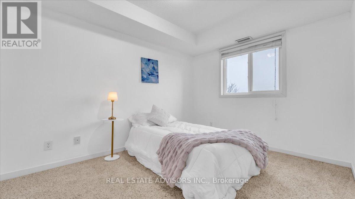 2208 - 6 Dayspring Circle, Brampton, Ontario  L6P 2Z6 - Photo 20 - W12997542