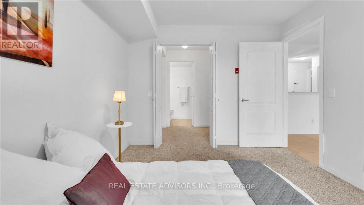 2208 - 6 Dayspring Circle, Brampton, Ontario  L6P 2Z6 - Photo 23 - W12997542