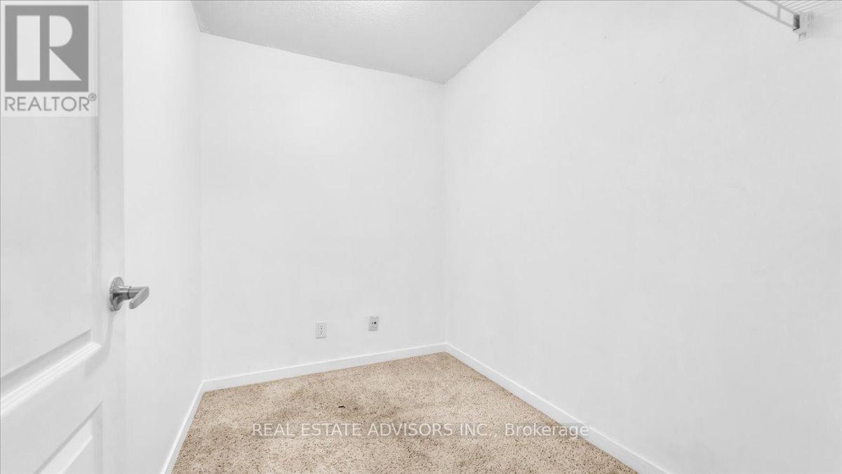 2208 - 6 Dayspring Circle, Brampton, Ontario  L6P 2Z6 - Photo 25 - W12997542