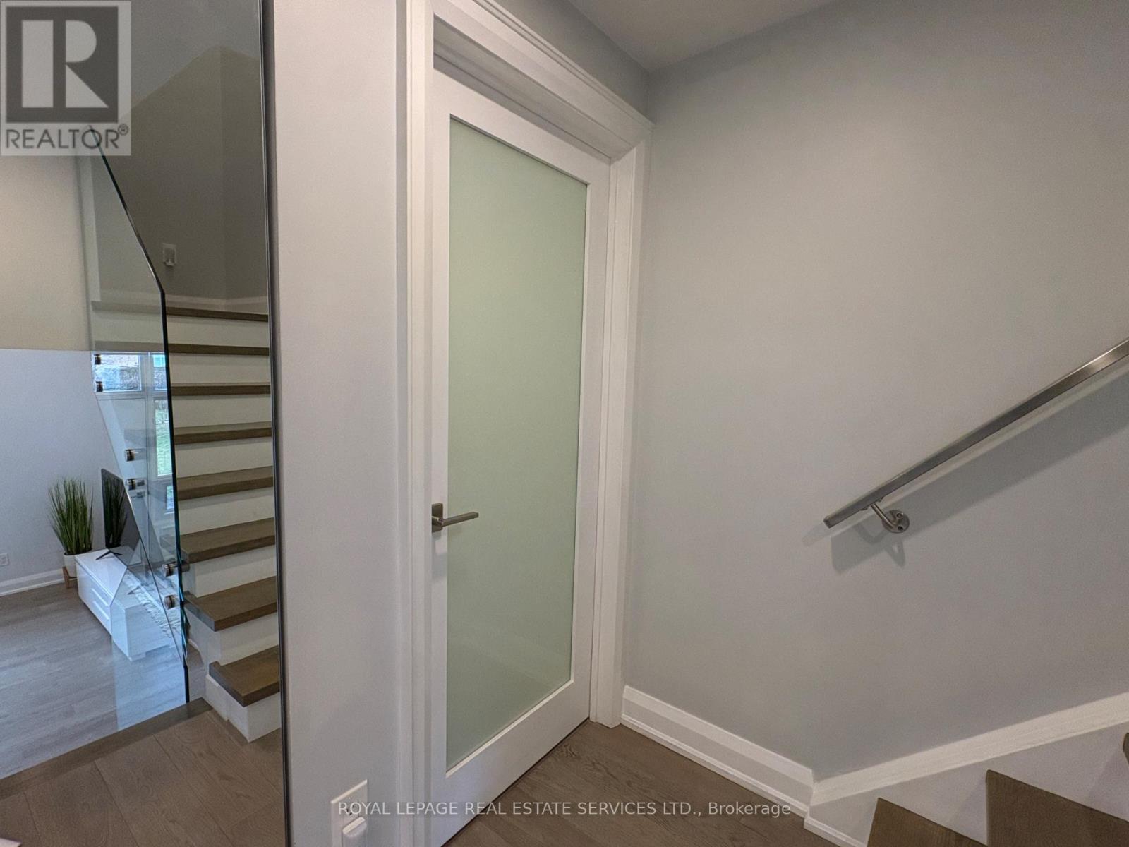 30 - 629 Rathburn Road, Toronto, Ontario  M9C 3T5 - Photo 11 - W12997556