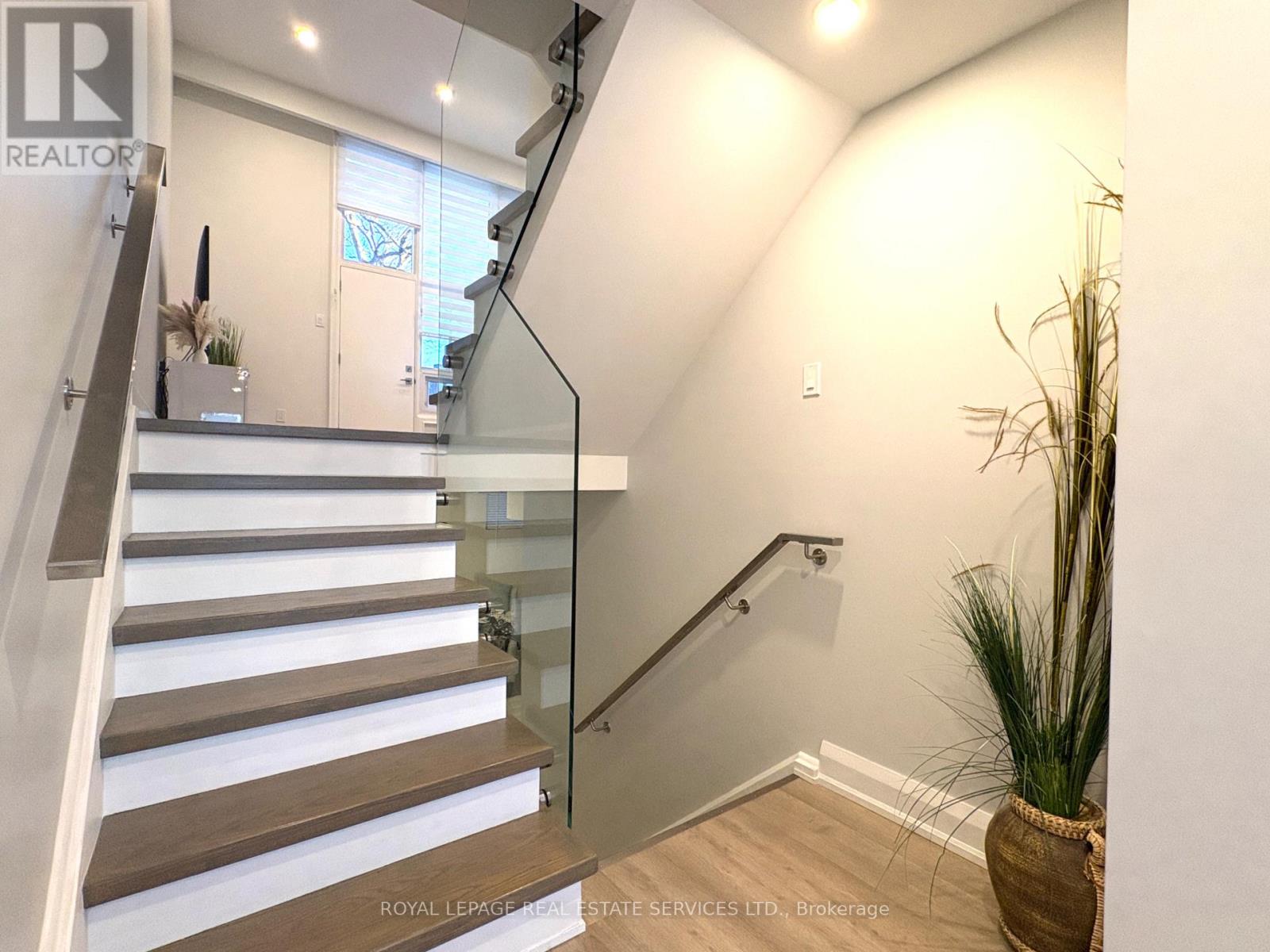 30 - 629 Rathburn Road, Toronto, Ontario  M9C 3T5 - Photo 23 - W12997556