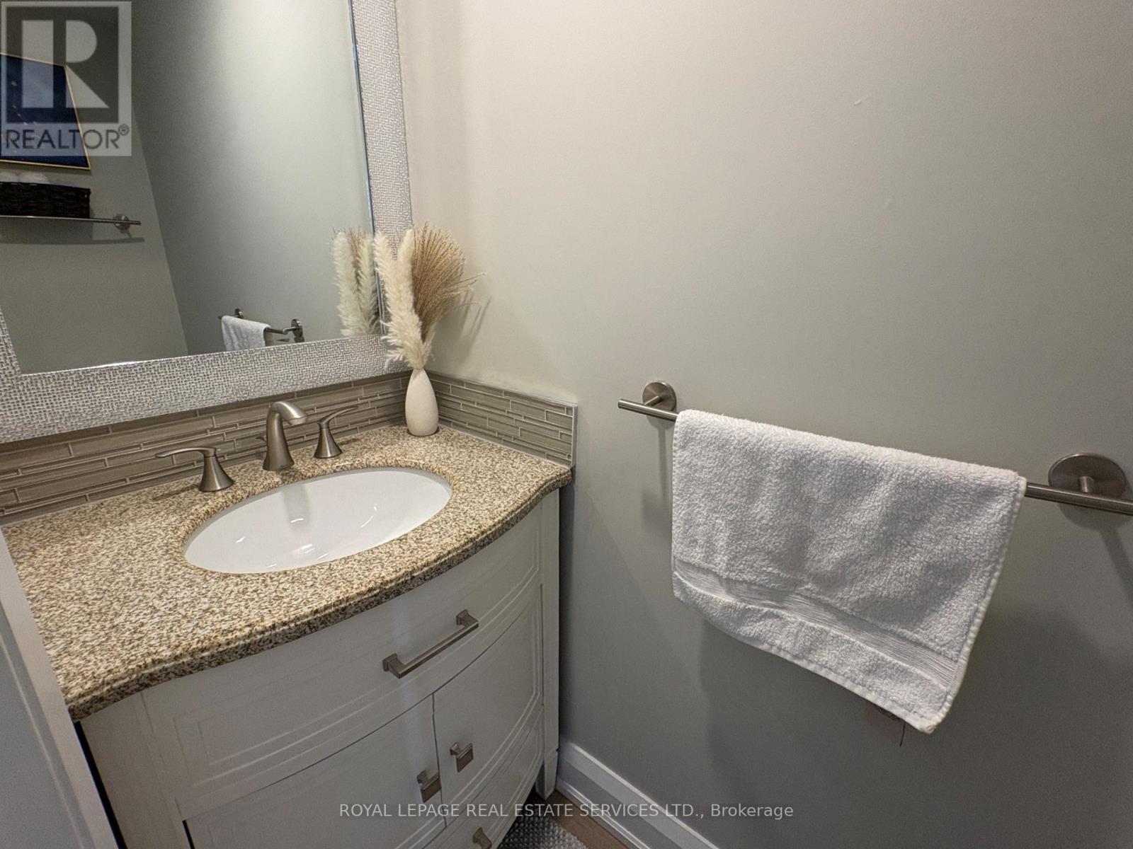 30 - 629 Rathburn Road, Toronto, Ontario  M9C 3T5 - Photo 27 - W12997556