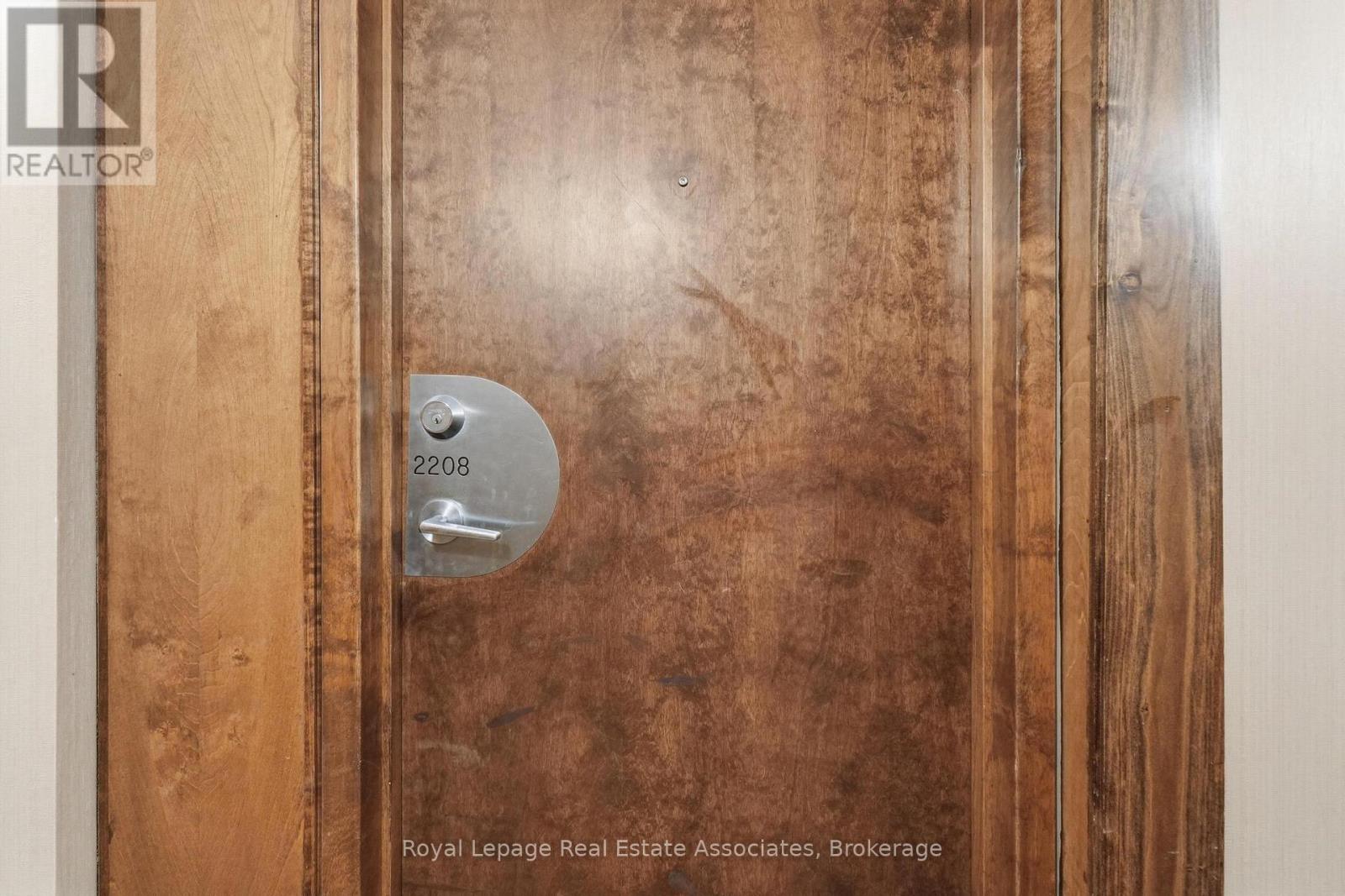 2208 - 3880 Duke Of York Boulevard, Mississauga, Ontario  L5B 4M7 - Photo 20 - W12997606