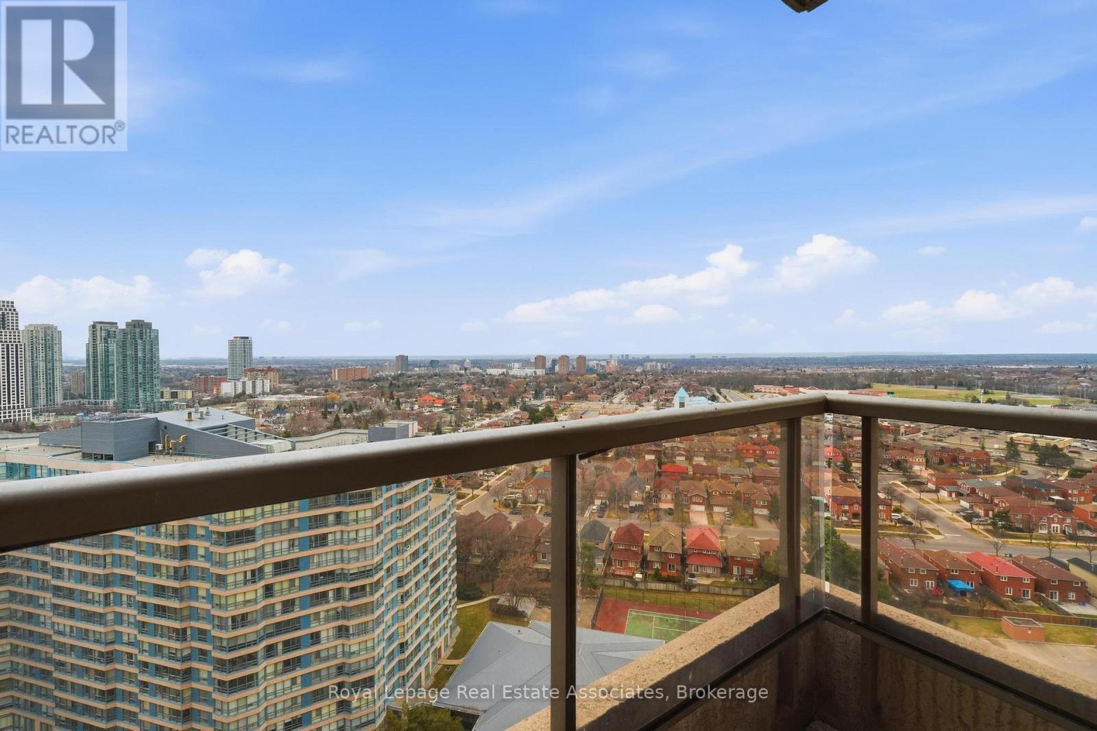 2208 - 3880 Duke Of York Boulevard, Mississauga, Ontario  L5B 4M7 - Photo 21 - W12997606