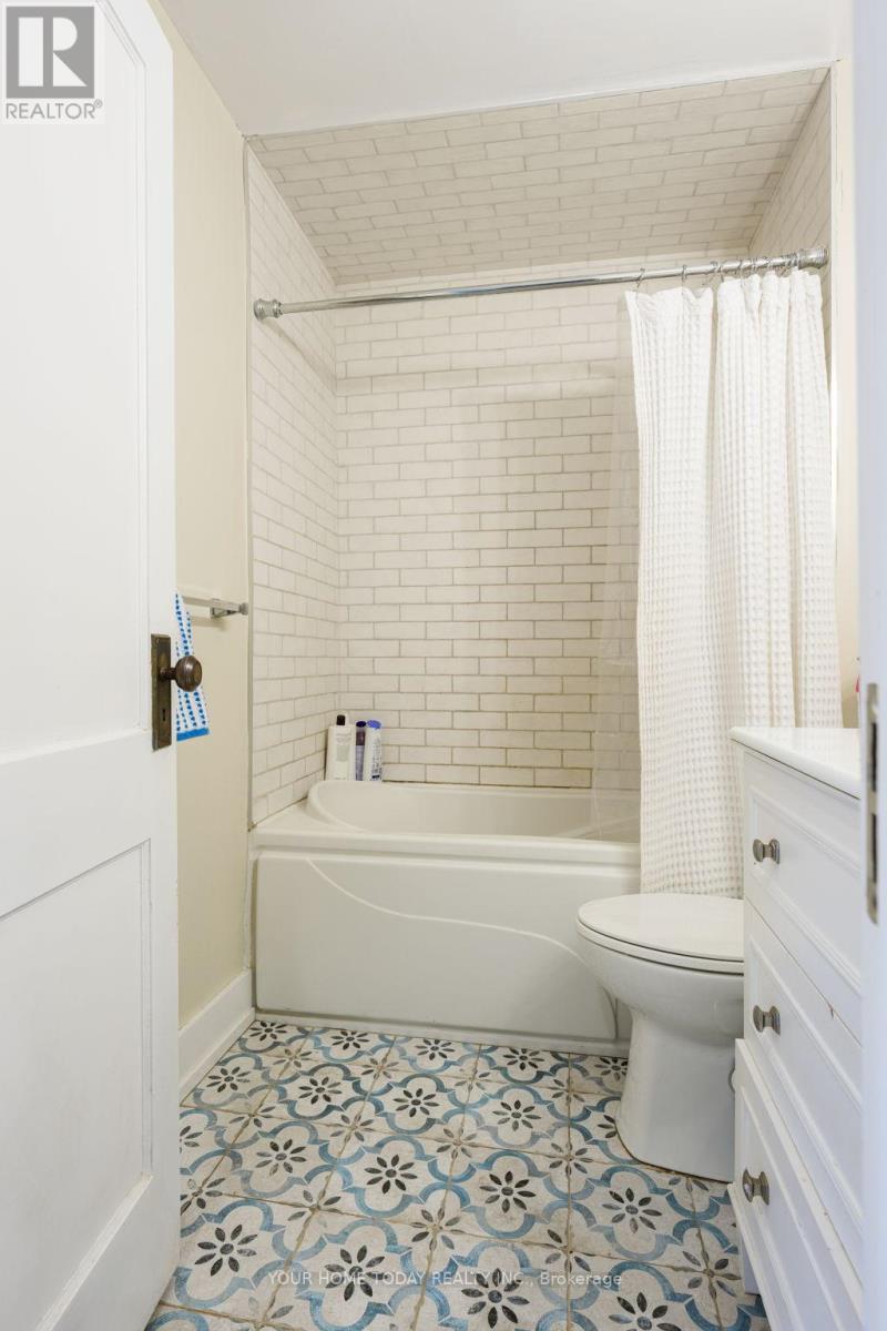 29 Normandy Boulevard, Halton Hills, Ontario  L7G 1V9 - Photo 12 - W12997620