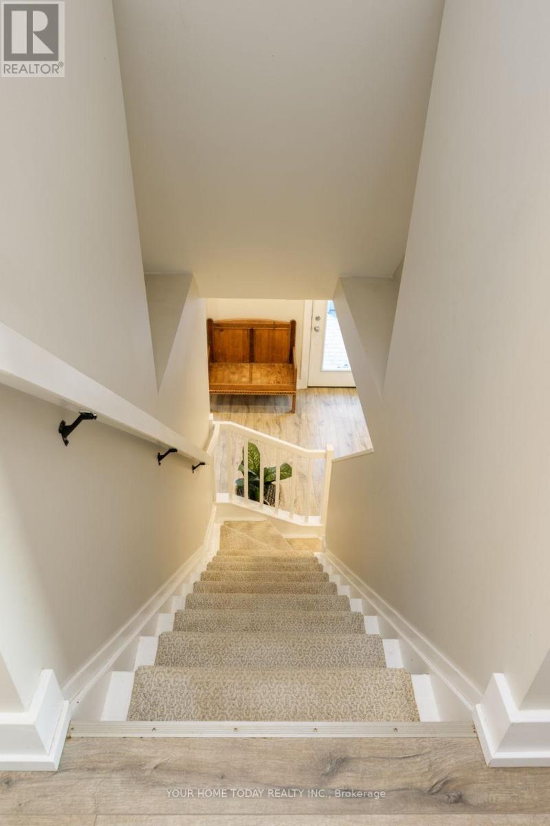 29 Normandy Boulevard, Halton Hills, Ontario  L7G 1V9 - Photo 15 - W12997620