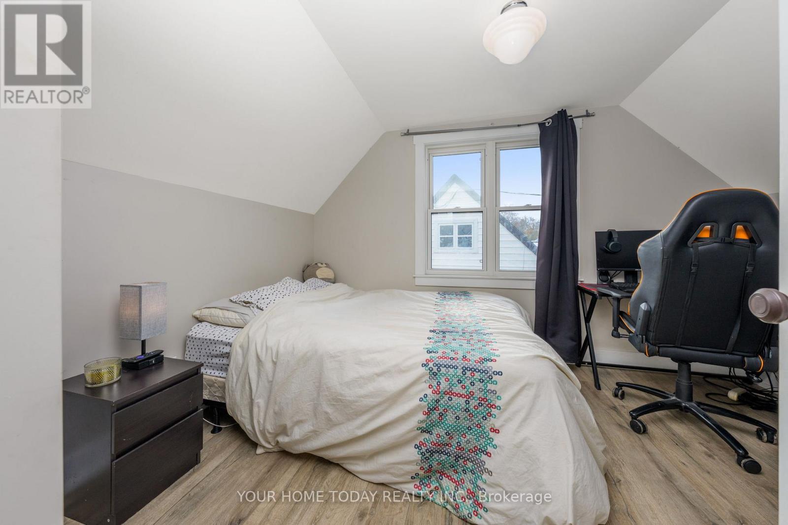 29 Normandy Boulevard, Halton Hills, Ontario  L7G 1V9 - Photo 16 - W12997620