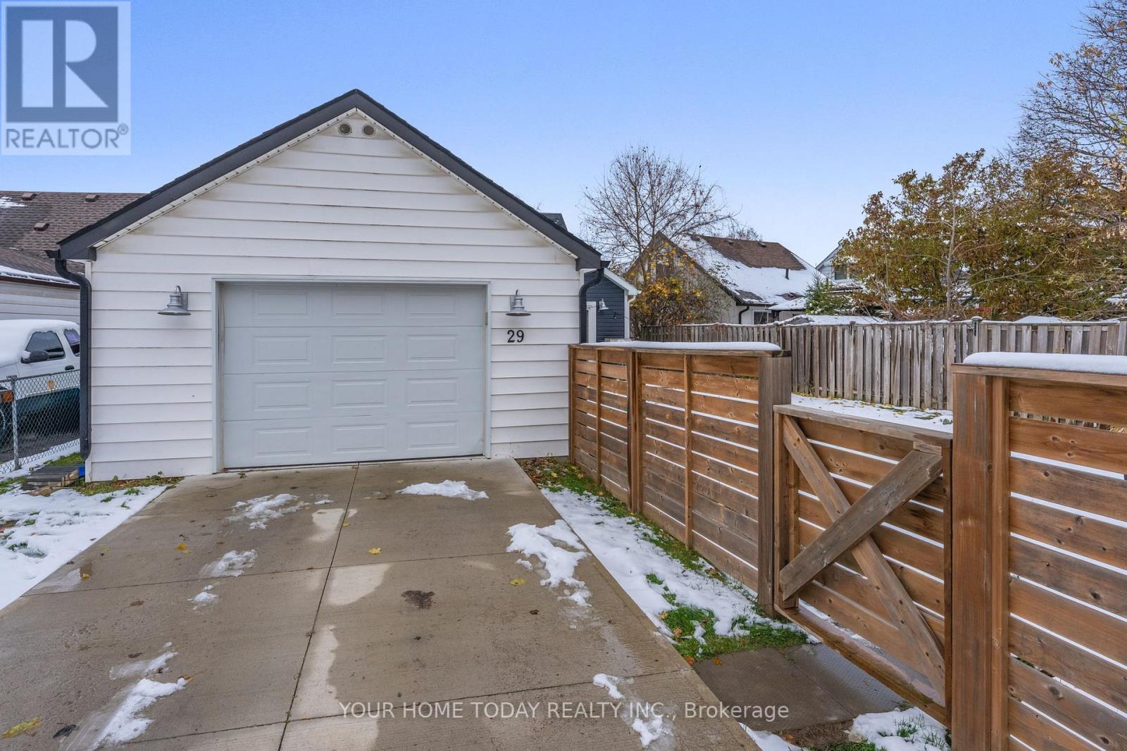 29 Normandy Boulevard, Halton Hills, Ontario  L7G 1V9 - Photo 27 - W12997620