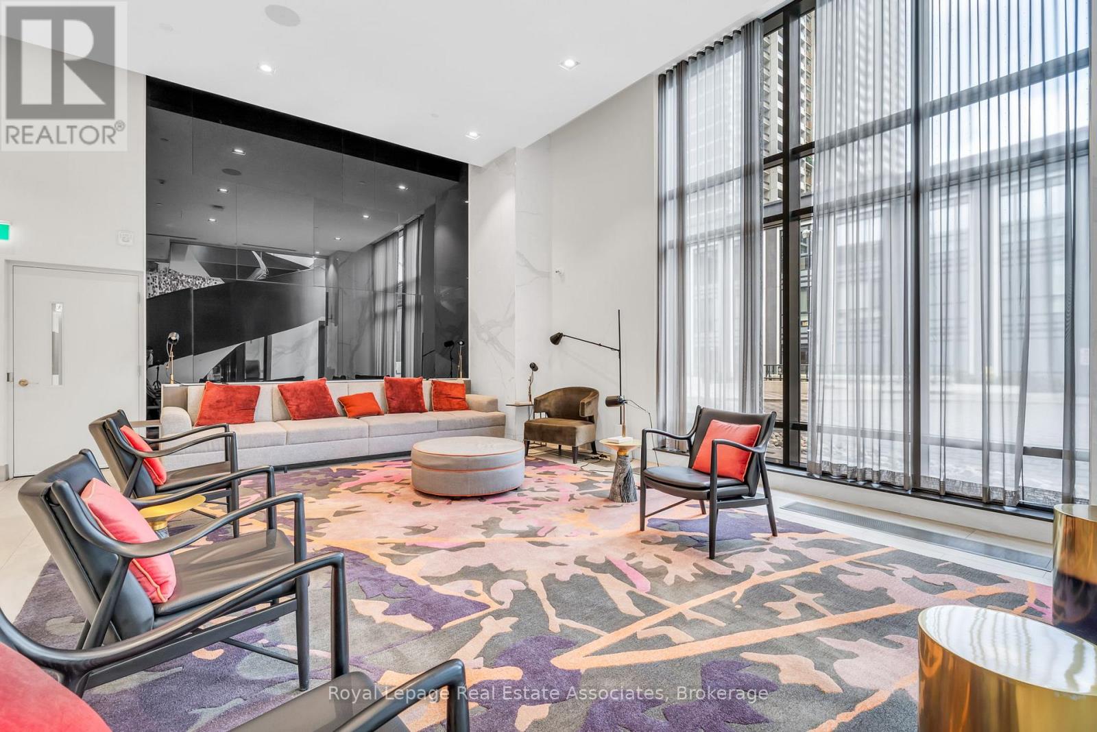 3306 - 7 Mabelle Avenue, Toronto, Ontario  M5T 0C9 - Photo 14 - W12997624