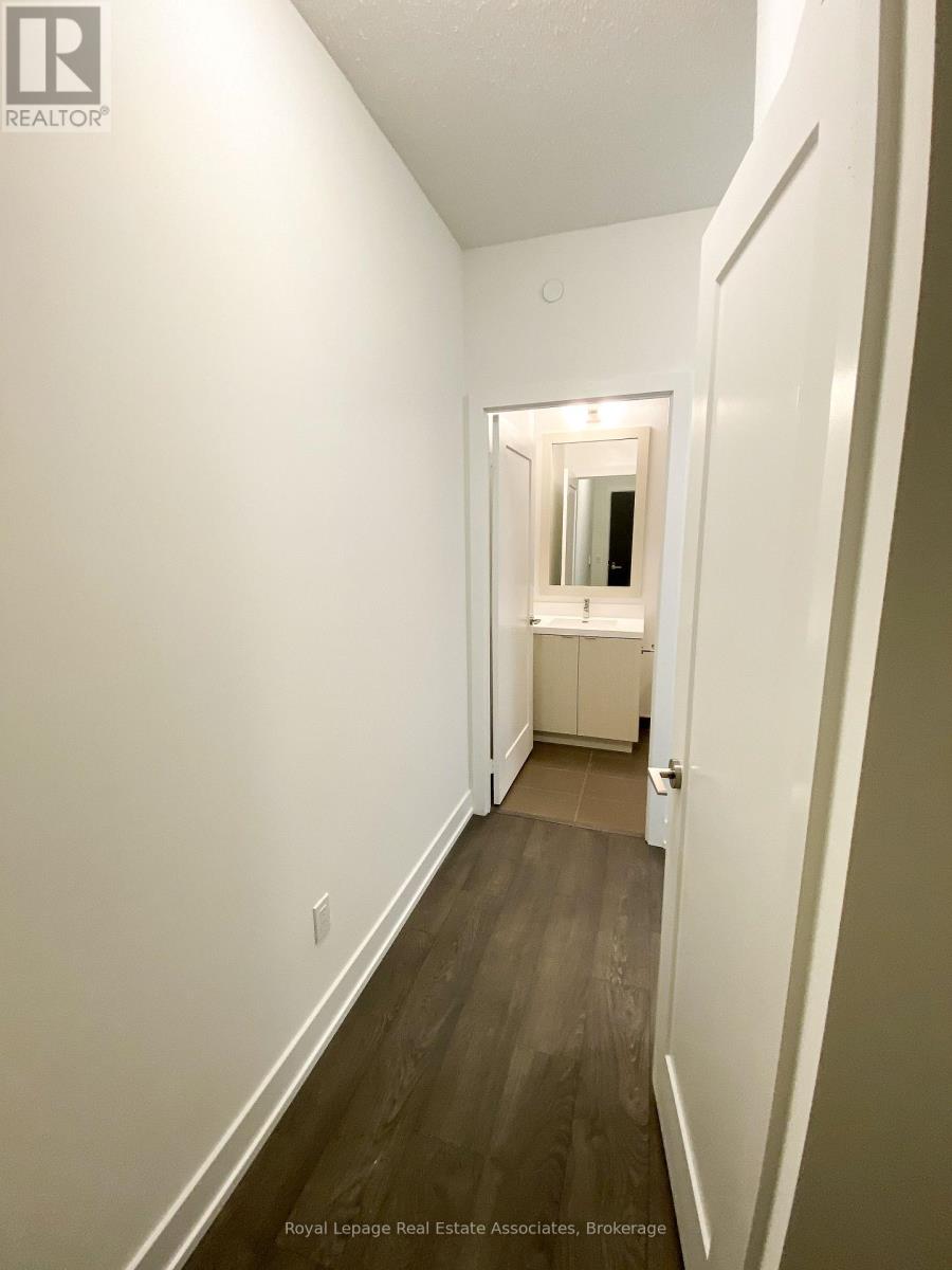 3306 - 7 Mabelle Avenue, Toronto, Ontario  M5T 0C9 - Photo 8 - W12997624