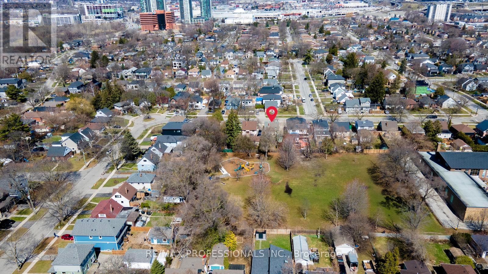 11 Mitcham Drive, Toronto, Ontario  M8W 2J6 - Photo 42 - W12997646